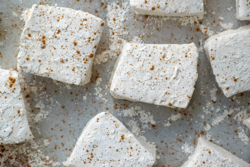 Easy Homemade Marshmallows that anyone can master